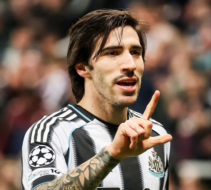 恩佐透露愿赴马德里生活 热刺推进德泽尔比帅位