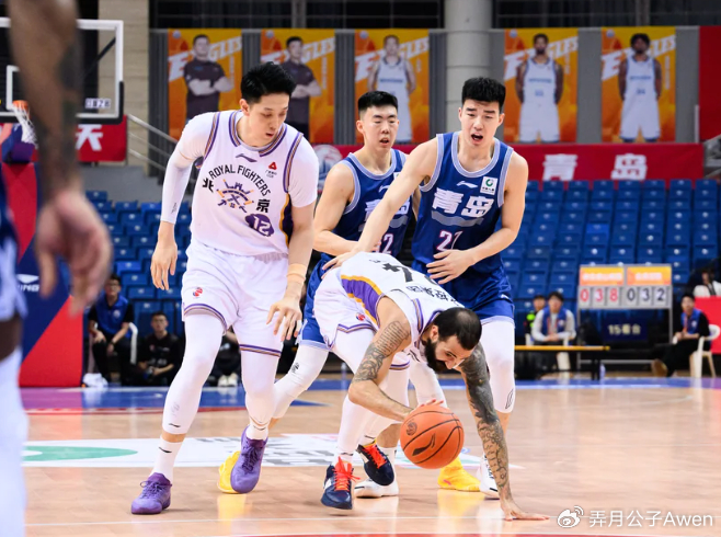 沈梓捷北控顶薪难掩颓势 命运似李慕豪成篮球公