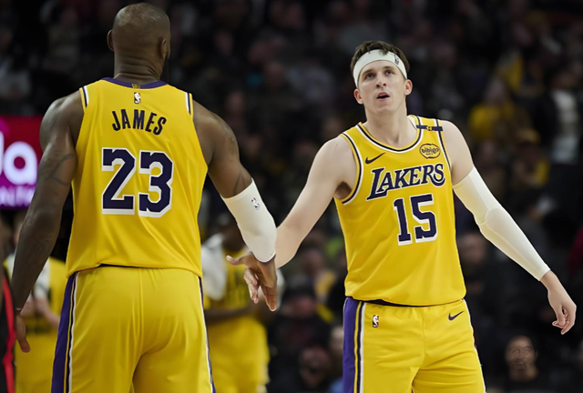 里夫斯跳出1490万合同引热议，性价比凸显自由市